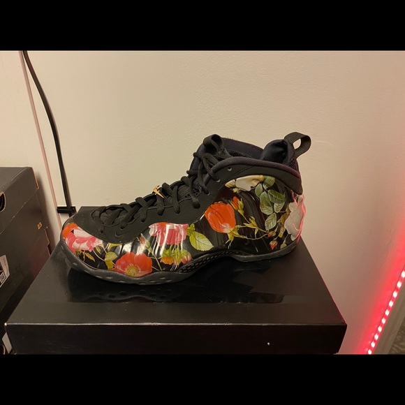 Nike foamposite one - Picture 1 of 4